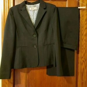 Womens Business Suits Size 10